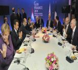 اتفاق الحد الأدنى لإنقاذ الاقتصاد الأوروبي من الانهيار                                    رهانات سياسية وأخرى اقتصادية تحكمت في اجتماع قمة مجموعة ال20 في ''كان''