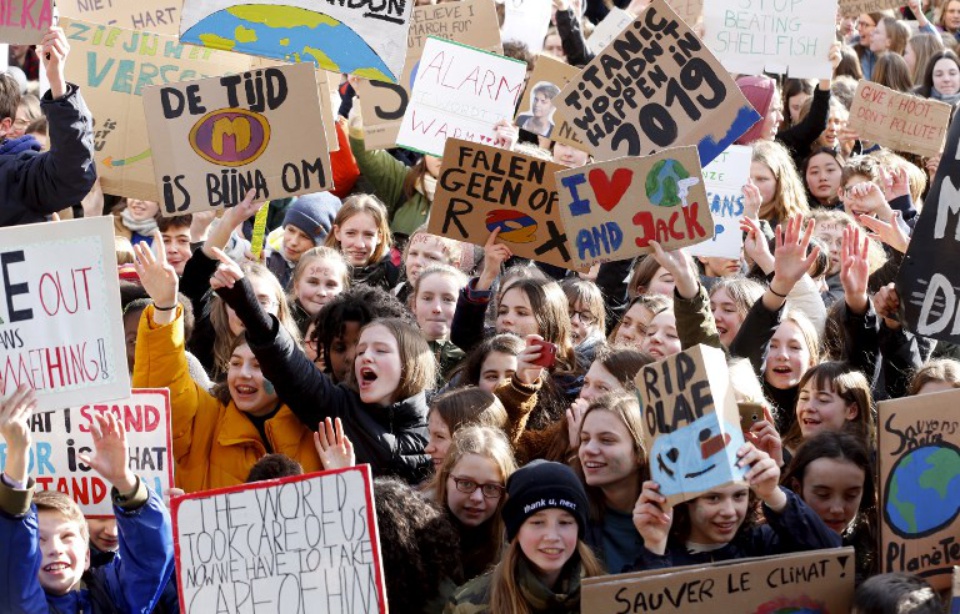 Planète - Climat: De jeunes français appellent à une mobilisation le 15 mars