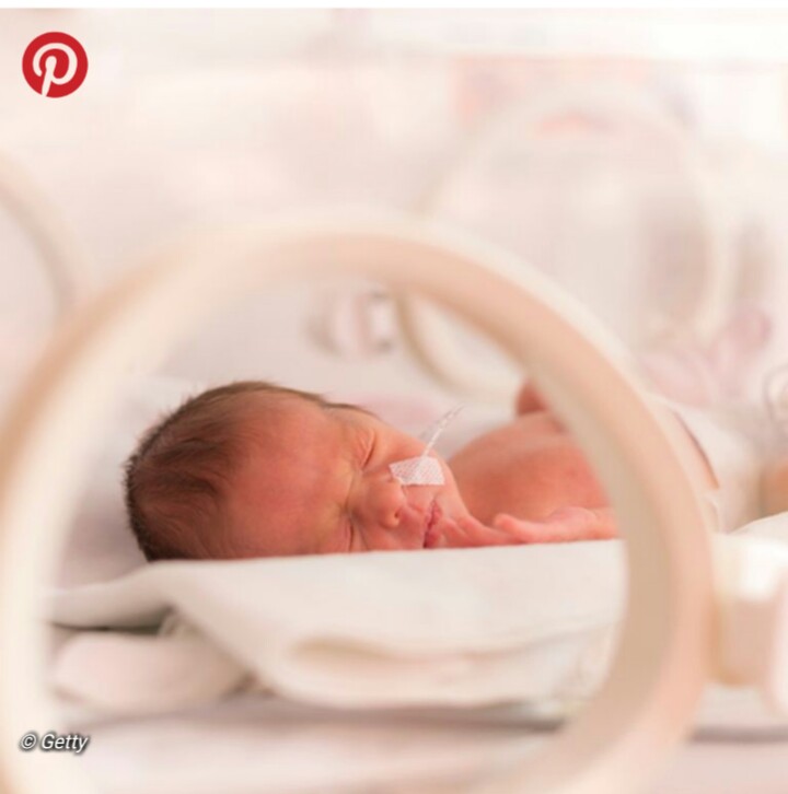 Né à 268 grammes, le bébé le plus fragile au monde est enfin rentré chez lui