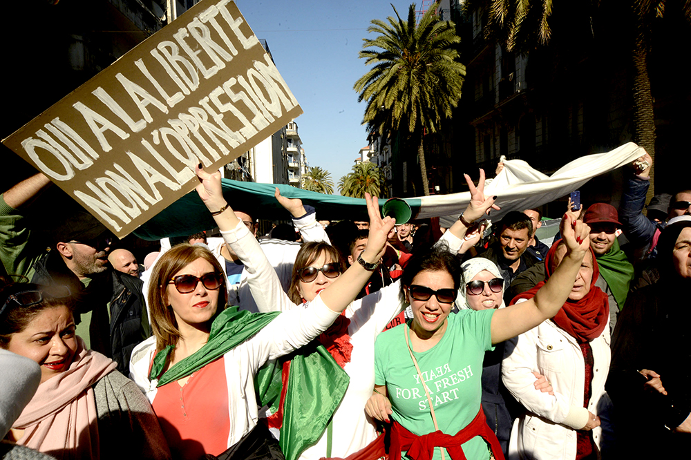 Algérie - Marches contre le 5e mandat: Une ambiance festive pour une journée historique