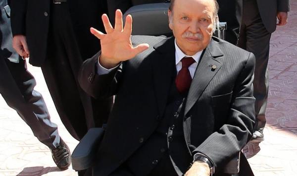 Bouteflika est toujours hospitalisé à Genève, selon la presse suisse