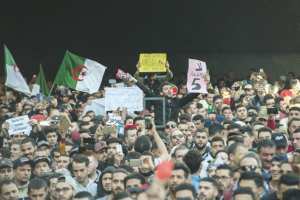 LA MOBILISATION PROMET D’ÊTRE PLUS SOUTENUE -  3e vendredi: l’Algérie retient son souffle