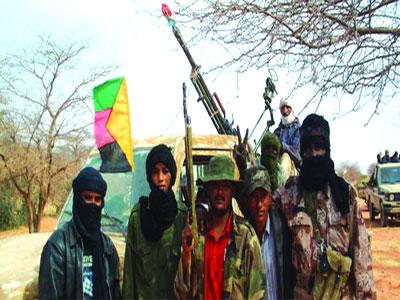 Le Mnla se dit prêt à combattre Aqmi dans le cadre d'un «partenariat international»                                    Après le rejet de la proclamation de leur indépendance et face au chaos