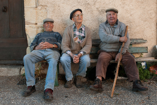 La politique rajeunit les vieillards : Je suis jeune a 84 ans