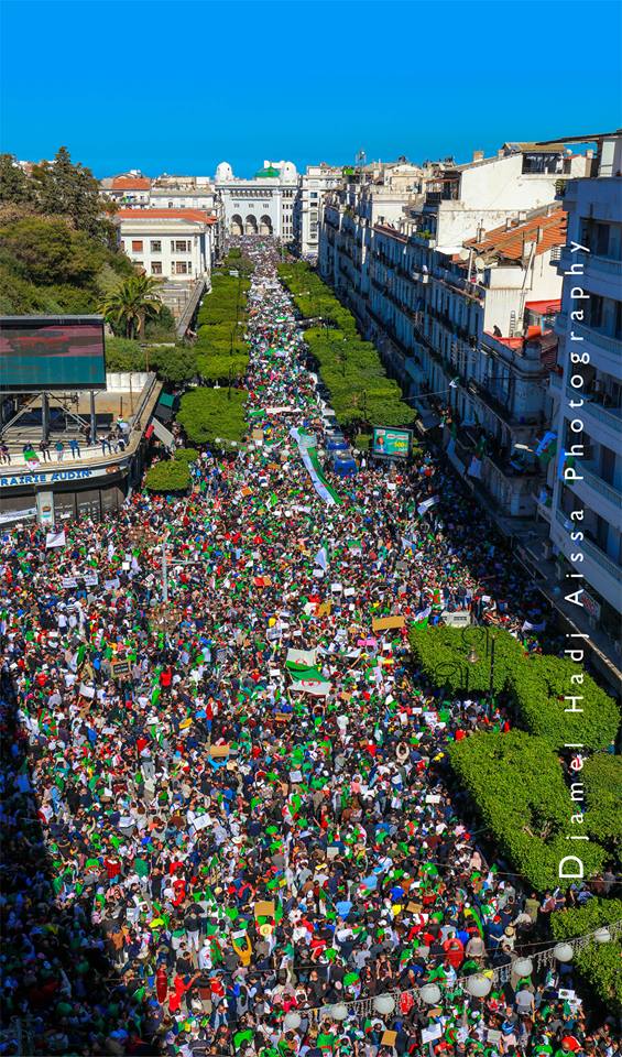 Algérie - Nouvelles marches grandioses: Un changement radical exigé