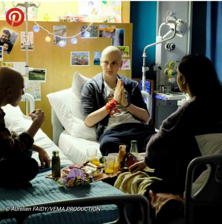 Retour sur l’incroyable histoire d’Albert Espinosa qui a inspiré la série Les Bracelets Rouges