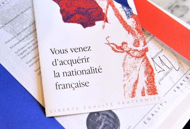 Durcissement de l’accès à la nationalité Française