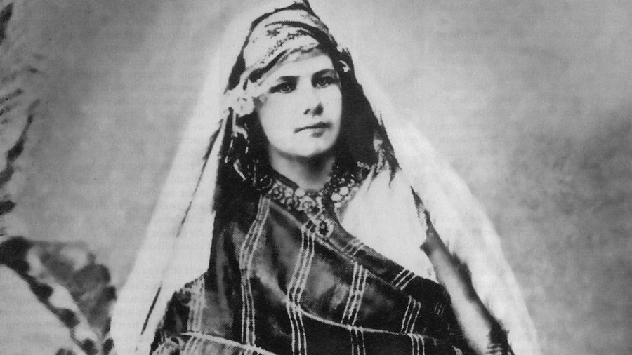 Les manuscrits d'Isabelle Eberhardt visibles pour la première fois à Genève