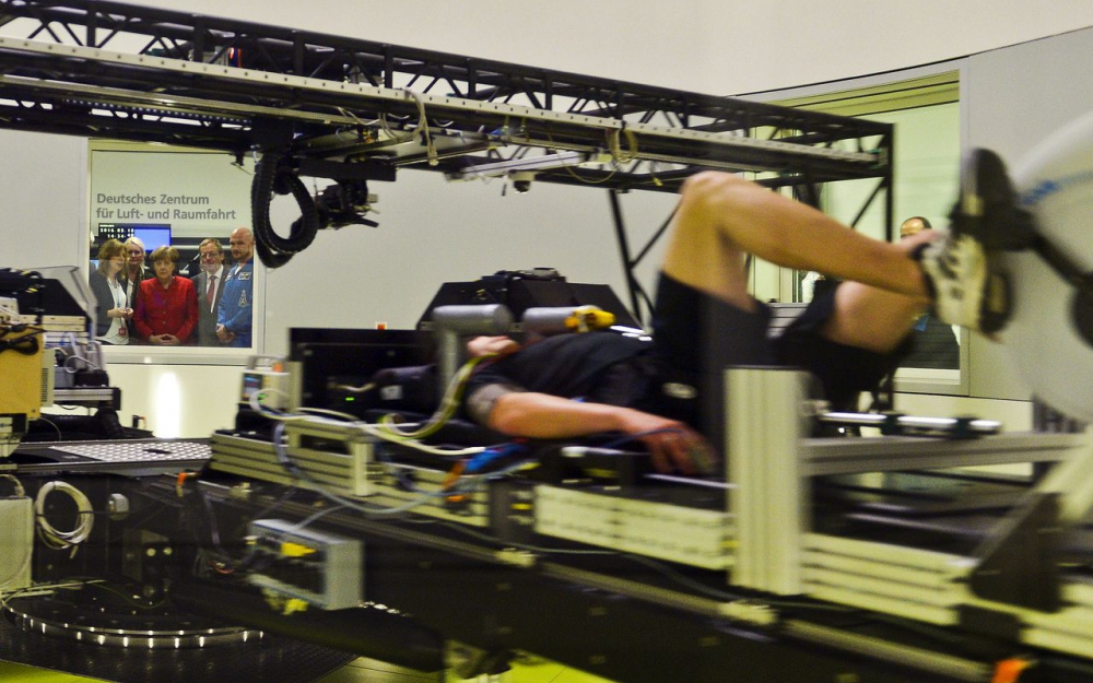 Pourquoi la Nasa a recruté douze bons dormeurs