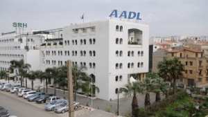 العشرات من مكتتبو عدل يحتجون على بسعبد حمدين بالعاصمة