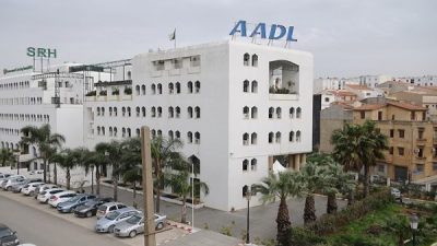 العشرات من مكتتبو عدل يحتجون على بسعبد حمدين بالعاصمة