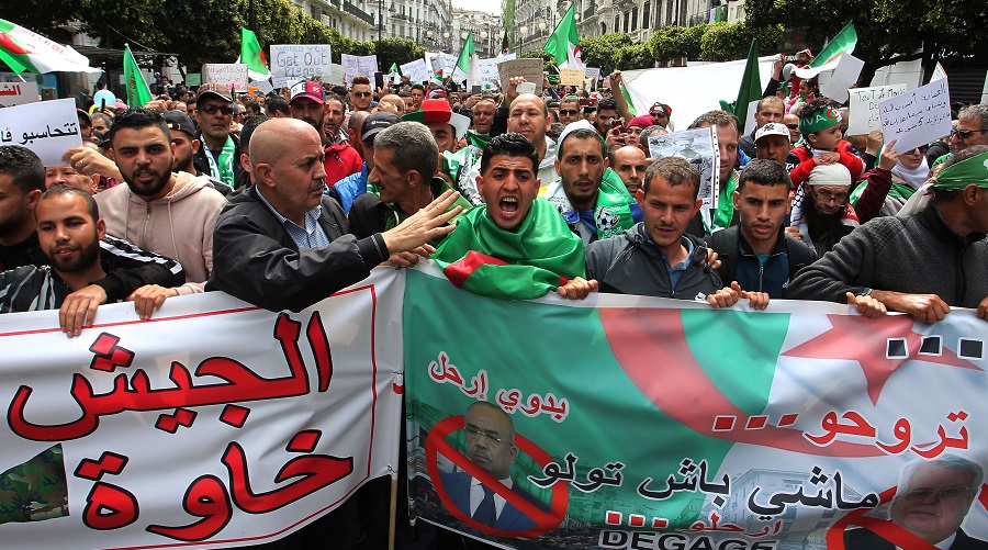 L’équilibre requis entre légitimité constitutionnelle et légitimité populaire