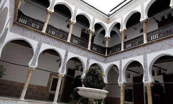 Visite touristique de la citadelle de la Casbah d’Alger