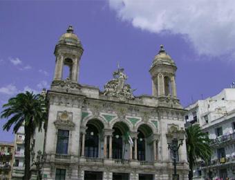 مسرح وهران الجهوي يتبنى إنتاج 