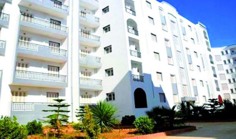 فيما تتواصل قرعة تحديد مواقع السكنات بتلمسان  إلغاء عشرات الاستفادات بعدة بلديات