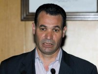 Djamel Benabdeslam aiguise ses armes                                    Regroupement des candidats du FAN