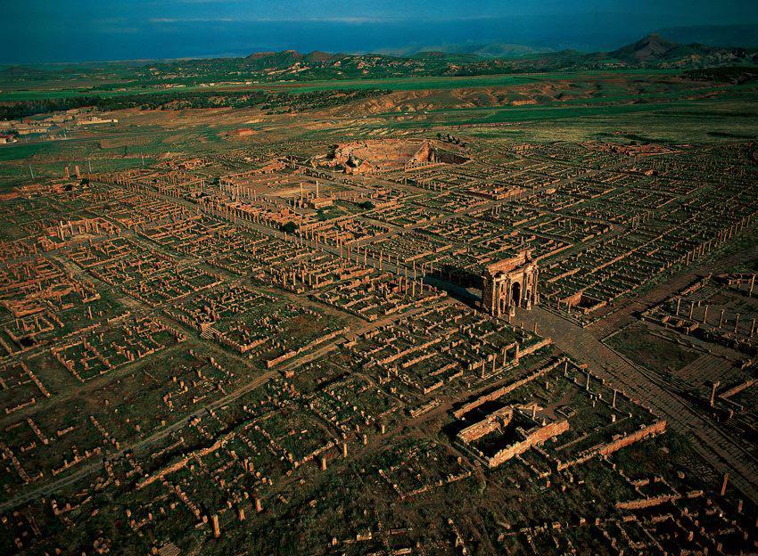 Bonjour de #Timgad... !