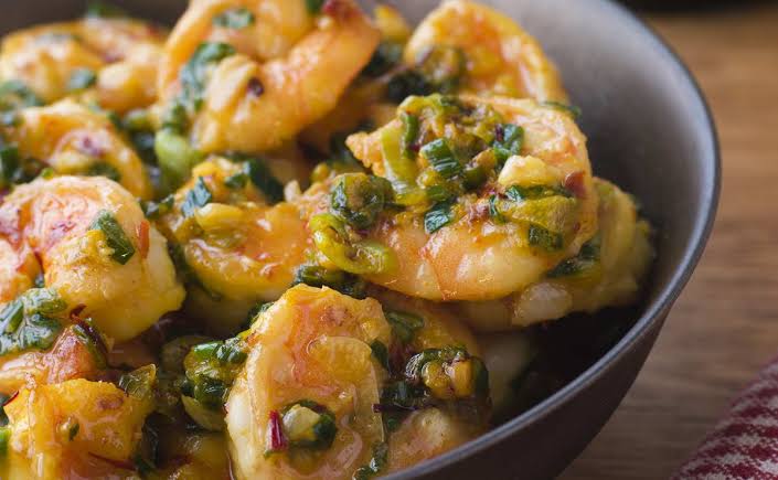 الربيان بالكزبره والثوم