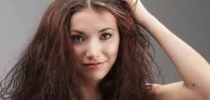 طريقة ترطيب الشعر