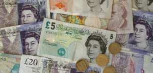 العملة البريطانية