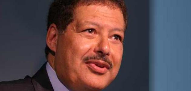 ماذا اكتشف أحمد زويل