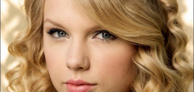 طريقة صبغ الشعر باللون الأشقر