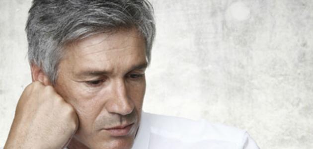 ما أسباب الشيب المبكر