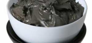 ما فوائد طين البحر الميت