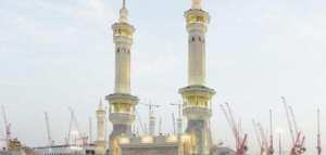 عدد منارات المسجد الحرام
