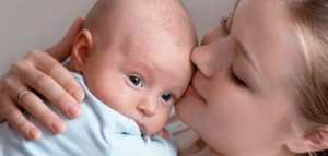 عدد رضعات الطفل في الشهر الثاني