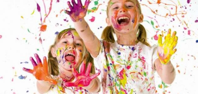 طريقة لإزالة الدهان عن الملابس