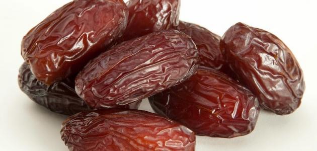 ما فائدة التمر