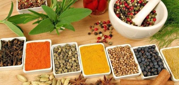 كيفية التخلص من رائحة الفم الكريهة بالأعشاب