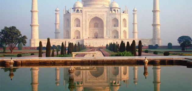 أين يقع قصر تاج محل