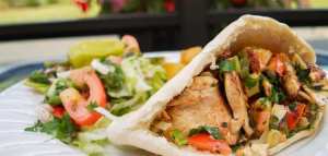 طريقة عمل شاورما الدجاج مثل المطاعم