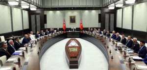 في أي حالة تعلن الدولة الأحكام العرفية