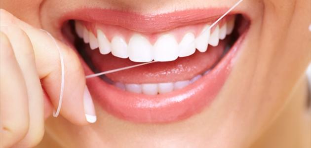 كيفية التخلص من رائحة الفم الكريهة نهائياً