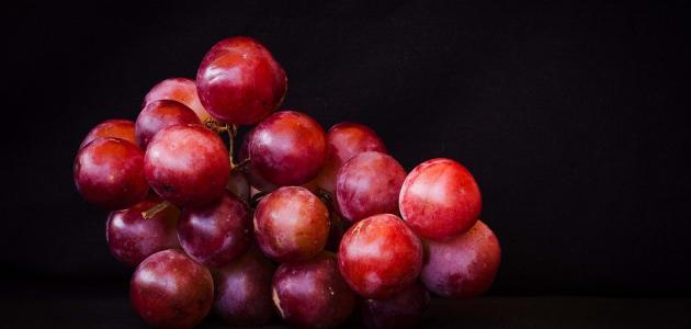 فوائد العنب للتنحيف