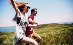 الفرق بين سعادة المرأة و سعادة الرجل