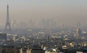 Planète - Paris: Pourquoi la capitale française s'est-elle déclarée en «état d'urgence climatique»?