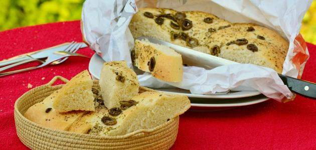 أطباق بالزيتون في الفرن