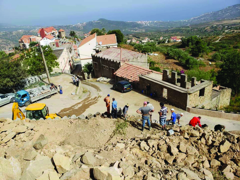 Tigzirt (Tizi Ouzou) - Les citoyens embellissent leur village d’Azra: Un bourg en fête