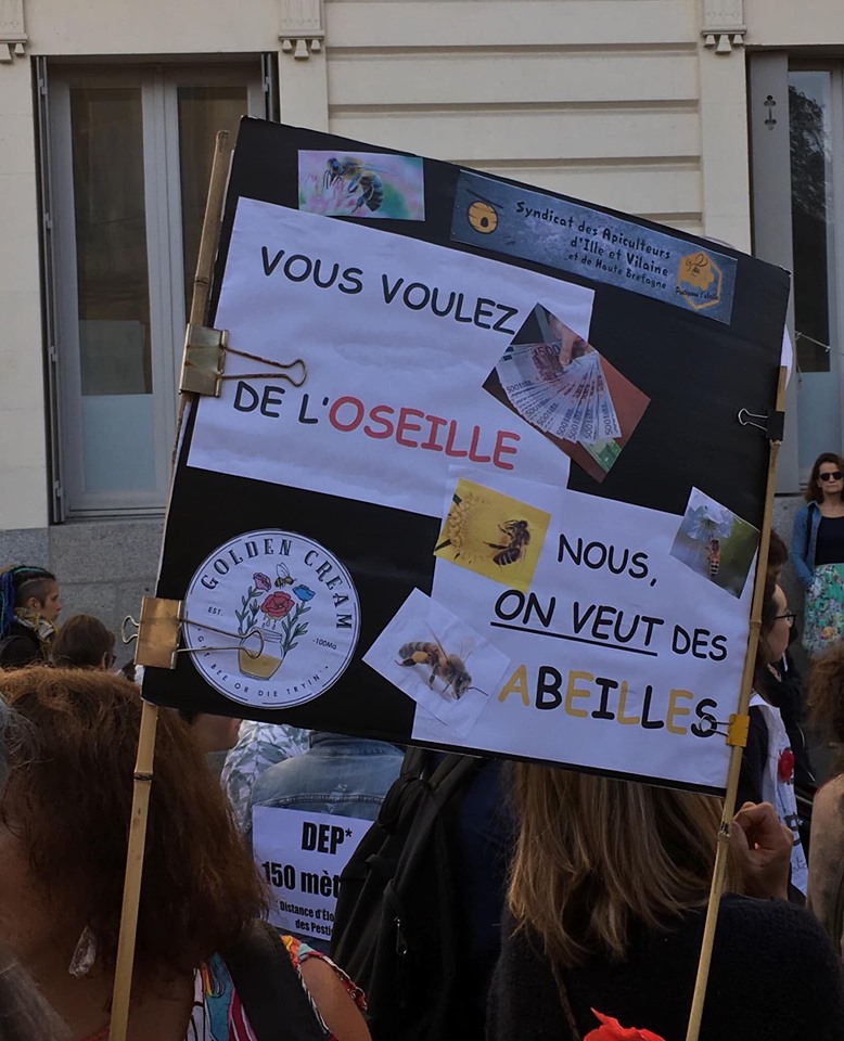 Planète (France) - Soutien à Daniel Cueff maire de Langouet 