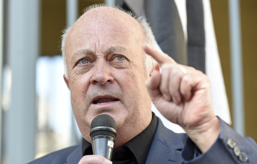 Planète (France) - Arrêté anti-pesticides: «L’Etat m’empêche de protéger ma population», dénonce le maire de Langouët