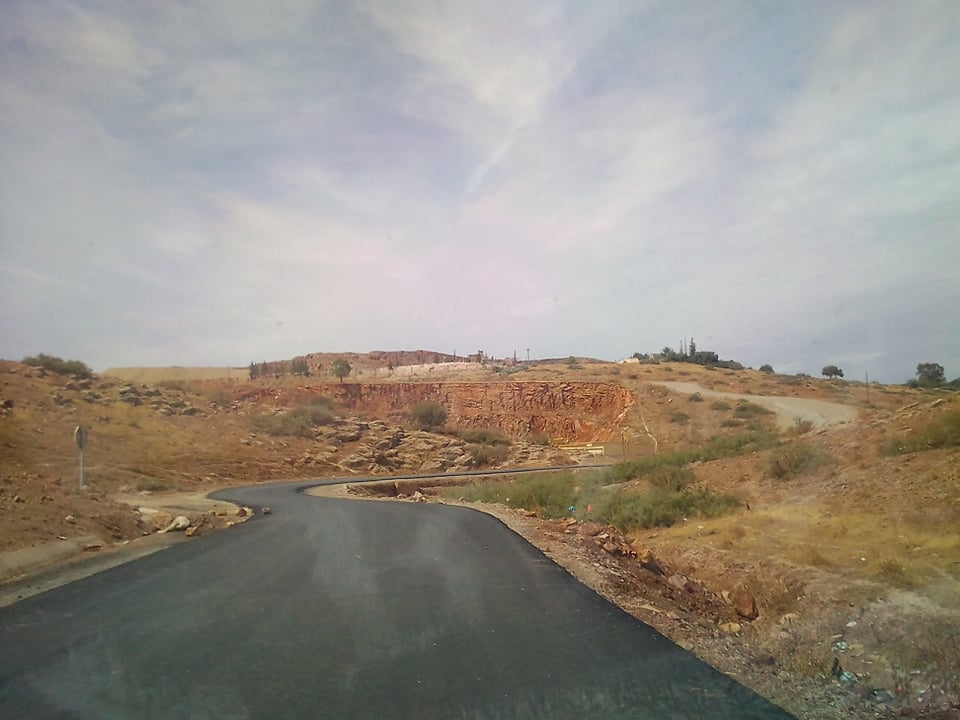 Fermées par des habitants entre Chlef et Aïn Defla: L’arrêt de 30 carrières d’agrégats paralyse les chantiers de réalisation