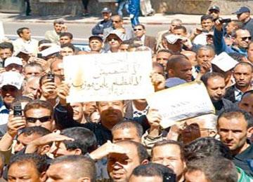 نقابة «ساتاف» تتهم مديرية التربية بتيزي وزو بانتهاج ثقافة التحرّش الإداري                                    أعلنت عن مساندتها المطلقة لأمينها العام