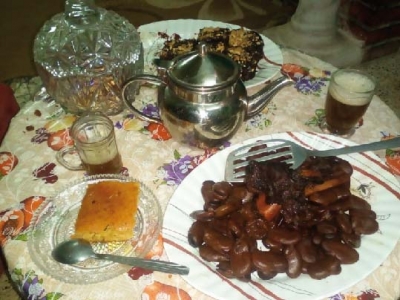 موروث تاريخي يتناقل عبر الأجيال طبق الفول سيد المائدة الورقلية في عاشوراء