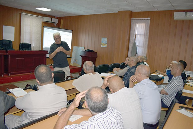 RENCONTRE RÉGIONALE SUR LA PROTECTION DES ESPÈCES D’ABEILLES LOCALES À MOSTAGANEM: Les apiculteurs tirent la sonnette d’alarme