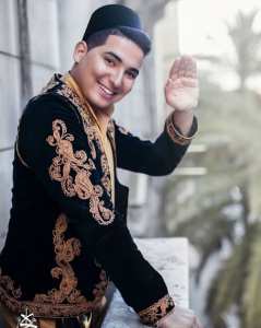 وفاة الفنان الجزائري محمد الخامس زغدي تخلف صدمة لدى العديد من المشاهير و الفنانين