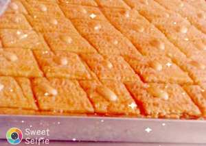 مقروط بقلاوة